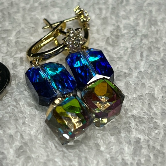 ⭐️🎁OMG the most gorgeous colour-Swarovski earrings-rhinestone - Picture 3 of 12